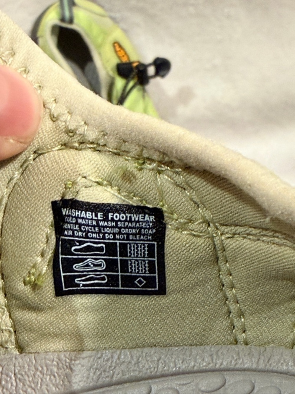 Keen hiking sandals closed toe waterproof bungee lace fun lime 🍋‍🟩 green size 6 - Picture 9 of 10